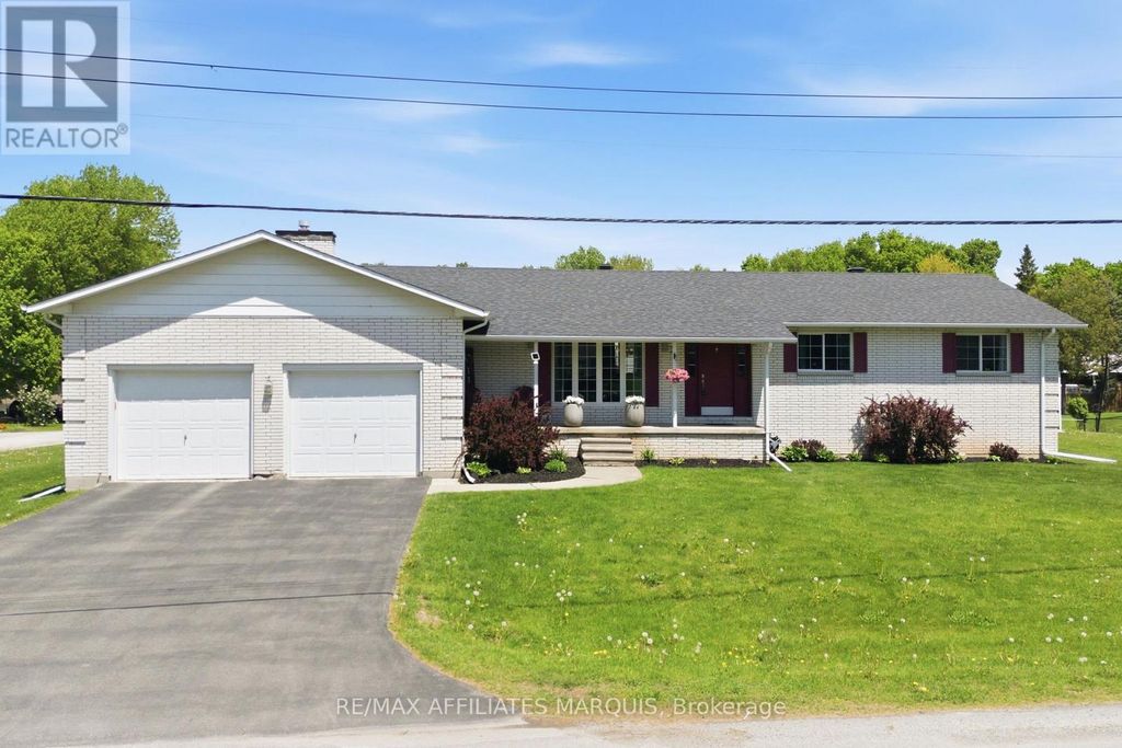 3 Forest Drive, Rideau Lakes