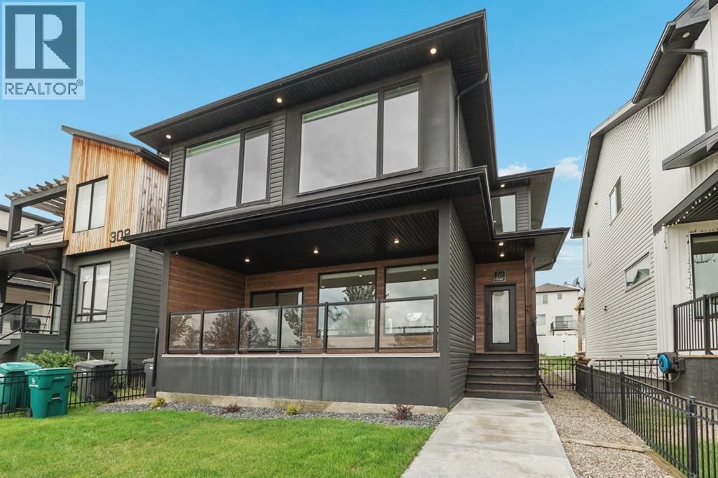304 Grassland Boulevard W, Lethbridge