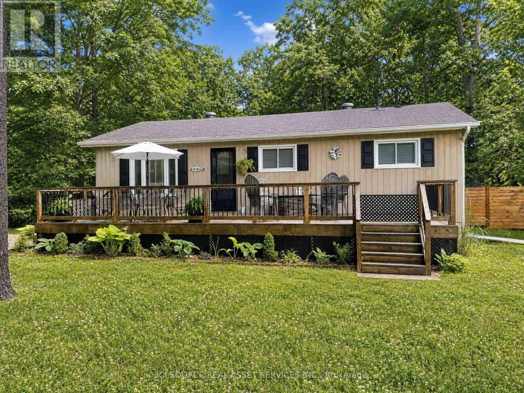 110 Wolfe Trail, Tiny