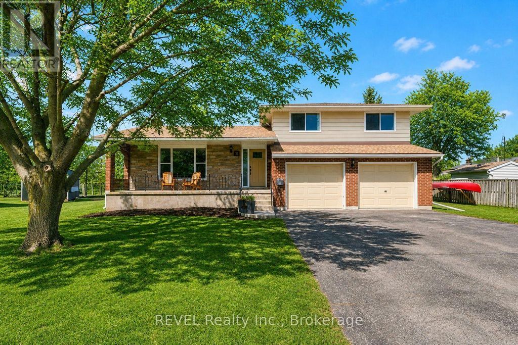 21 Lena Crescent, Port Colborne (sugarloaf)