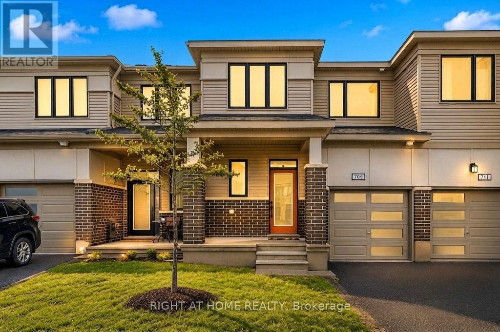 709 Derreen Avenue, Ottawa