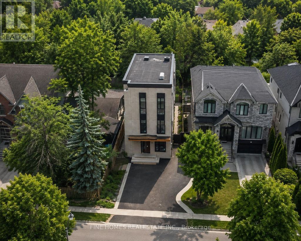 47 Yonge Boulevard, Toronto (lawrence Park North)