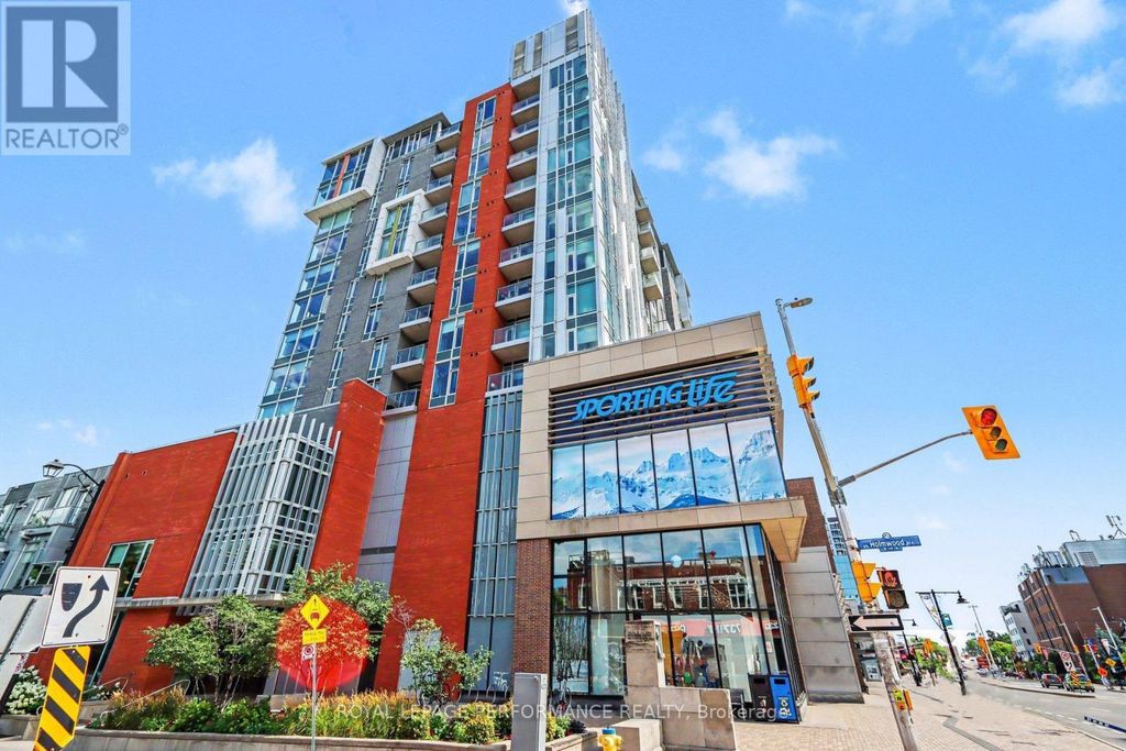 1008 - 118 Holmwood Avenue, Ottawa