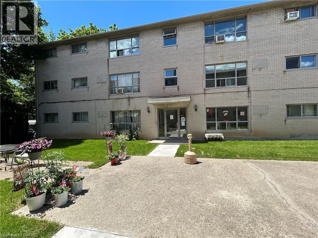 108 Creighton Road Unit# 14, Dundas