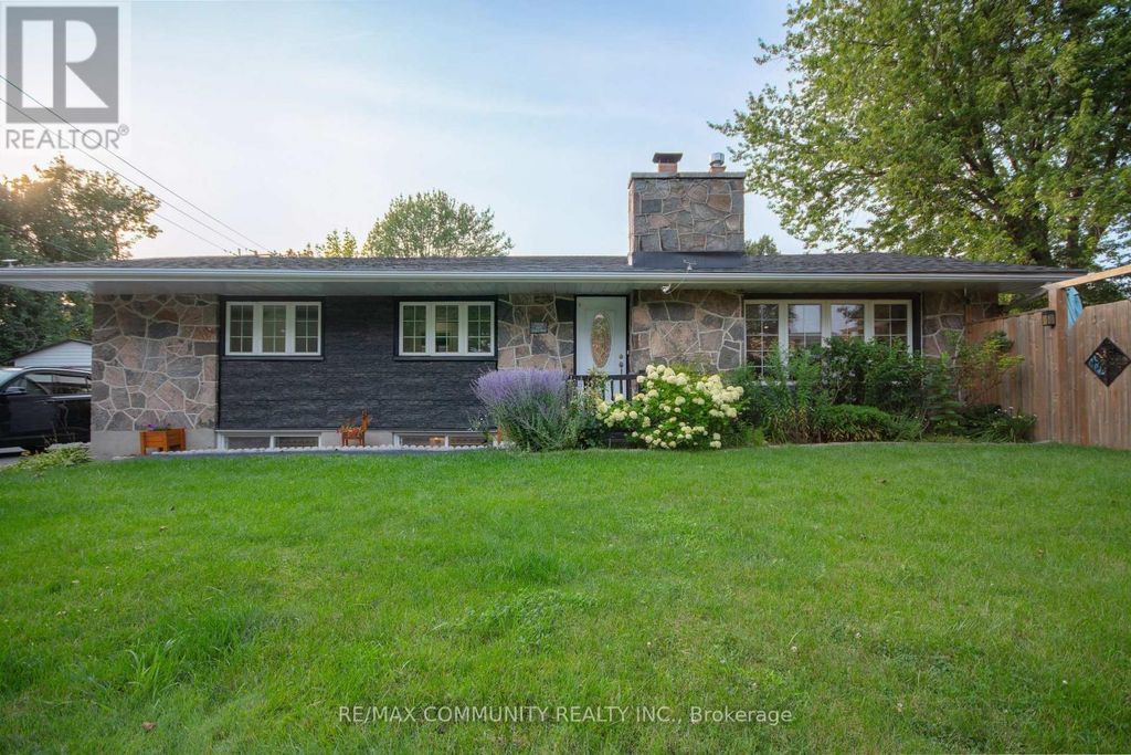 167 Simpson Road, Ajax (south East)