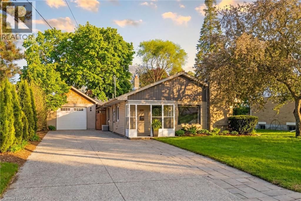 90 Dean Avenue, Guelph
