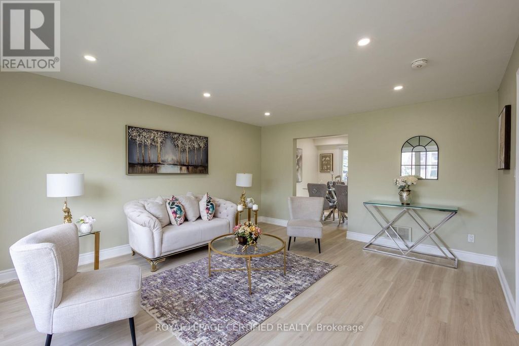 111 Limeridge Road W, Hamilton (rolston)