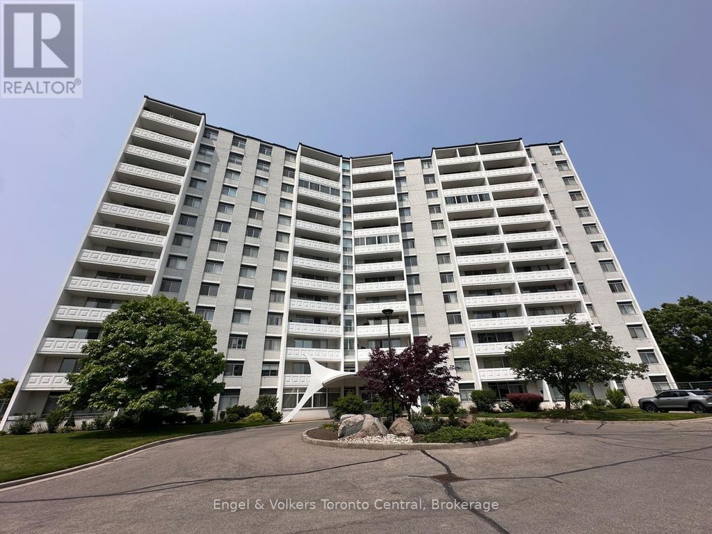 502 - 15 Towering Heights Boulevard, St. Catharines (glendale/glenridge)