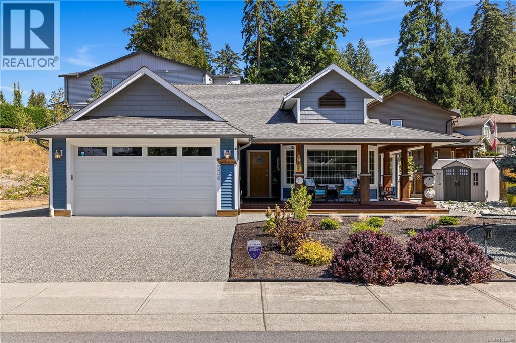 536 Cook St, Ladysmith