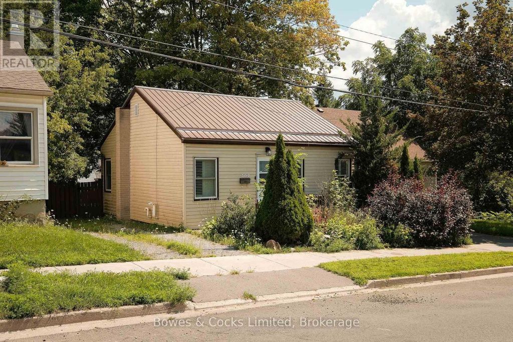 664 Park Street N, Peterborough (northcrest Ward 5)