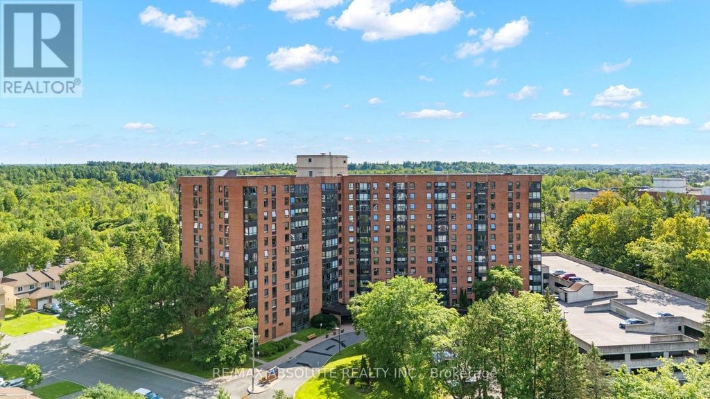 1109 - 80 Sandcastle Drive, Ottawa