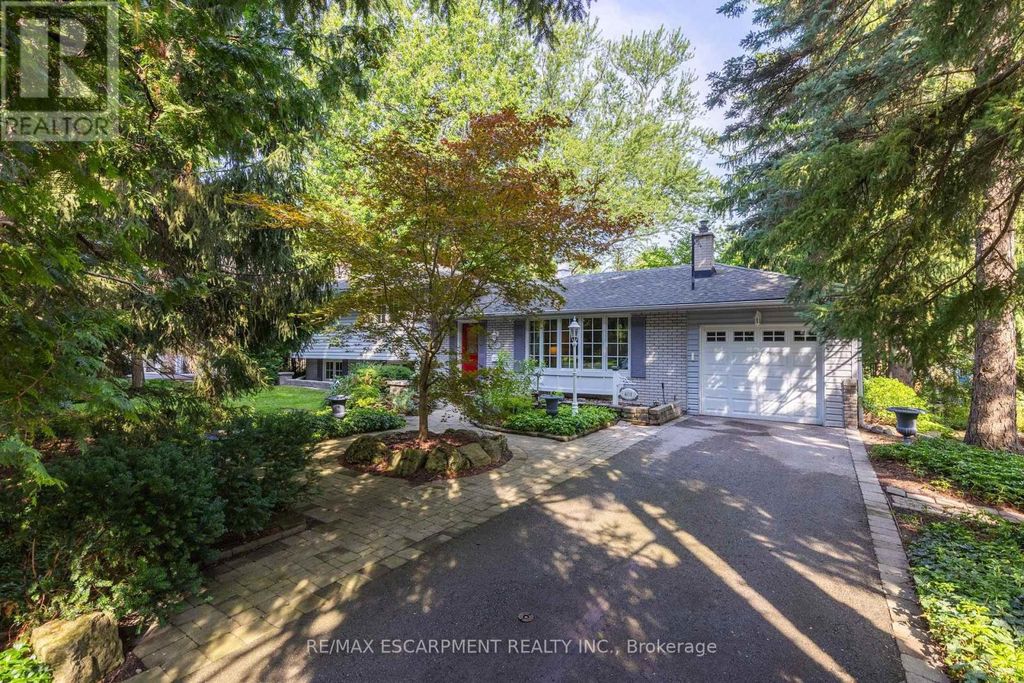 401 Cairncroft Road, Oakville (mo Morrison)