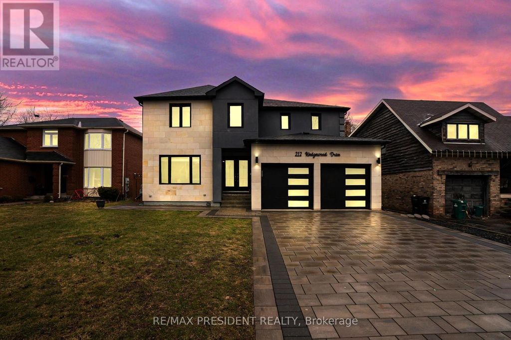 212 Wedgewood Drive, Cambridge