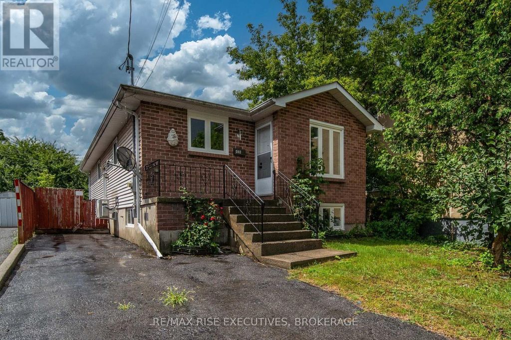 426 Montreal Street, Kingston (east Of Sir John A. Blvd)