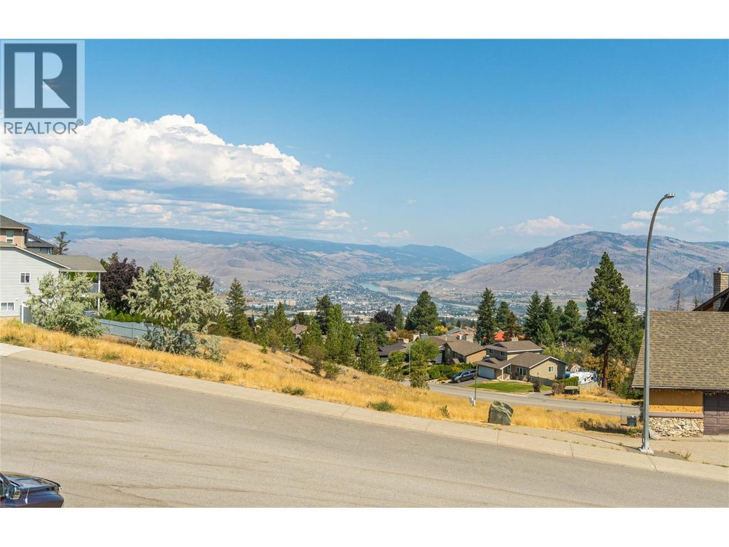 961 Greystone Crescent, Kamloops
