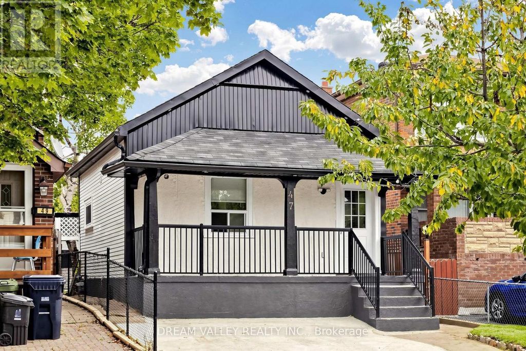 47 Laurel Avenue, Toronto (kennedy Park)