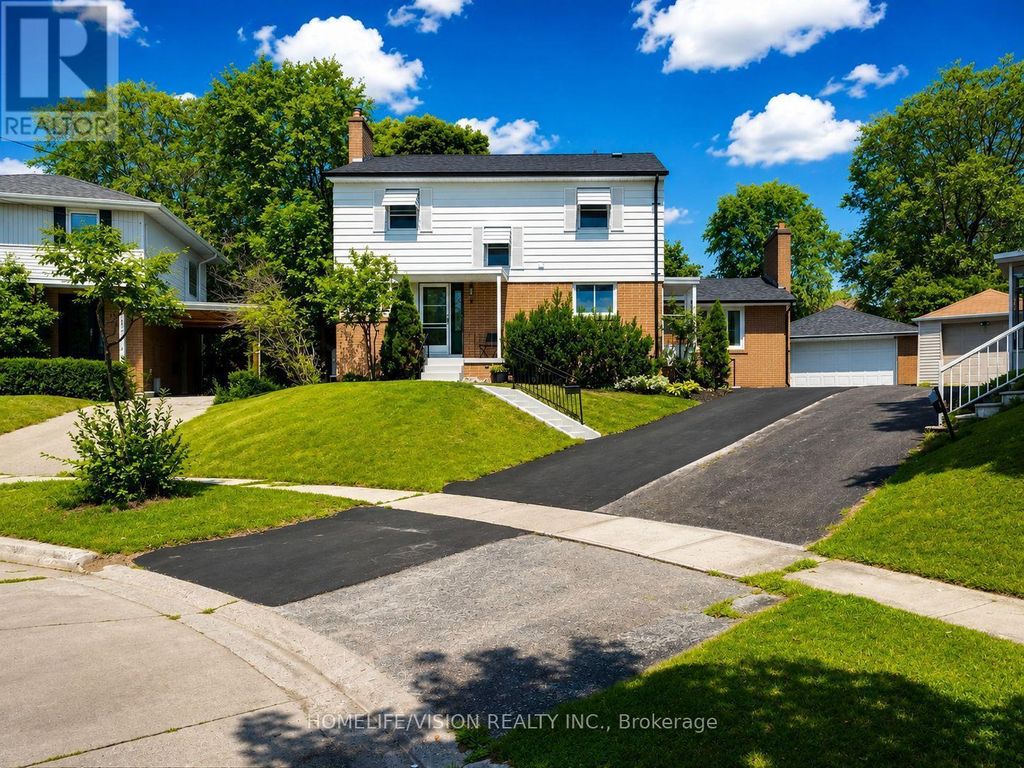 9 Lyndfield Crescent, Brampton (bram West)