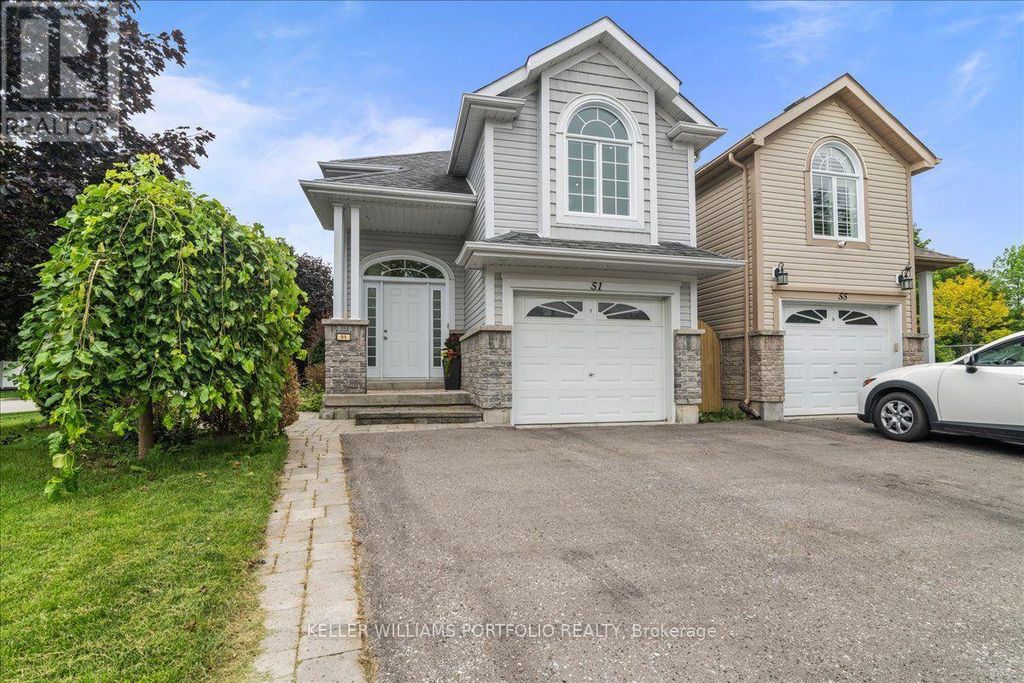 51 Squire Fletcher Drive, Clarington (bowmanville)