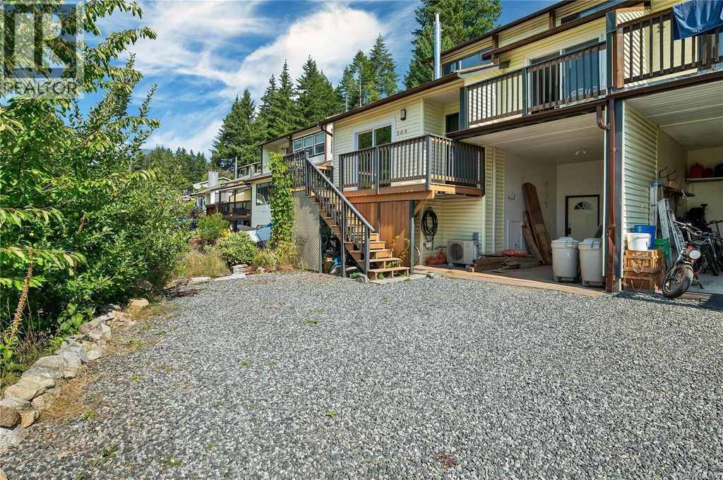 503 Nimpkish Dr, Gold River
