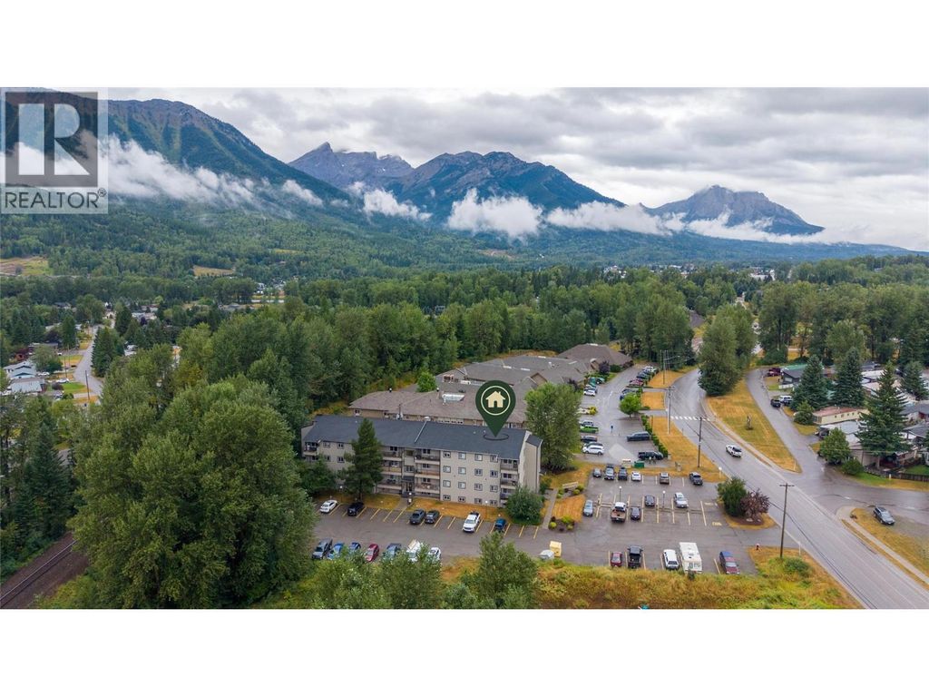 65 Cokato Road Unit# 301, Fernie