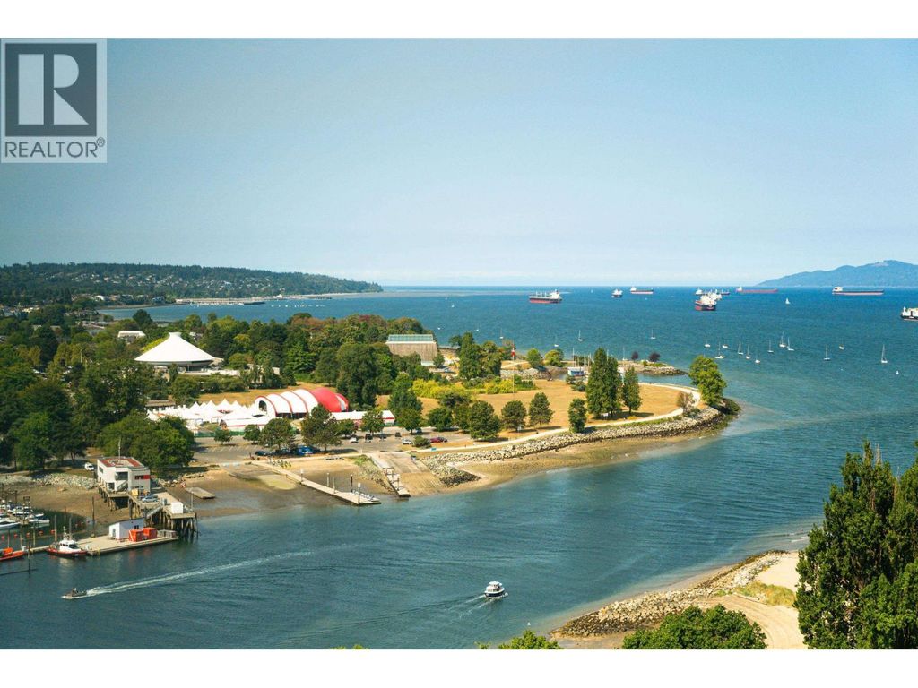2003 1005 Beach Avenue, Vancouver