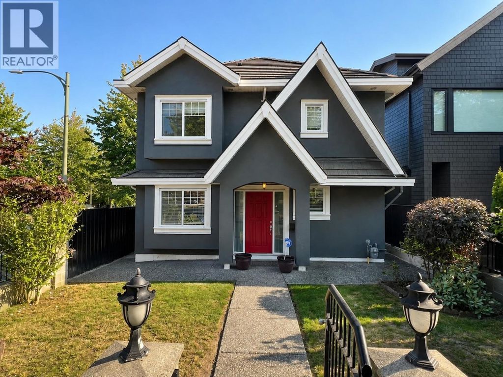 2388 E 5th Avenue, Vancouver