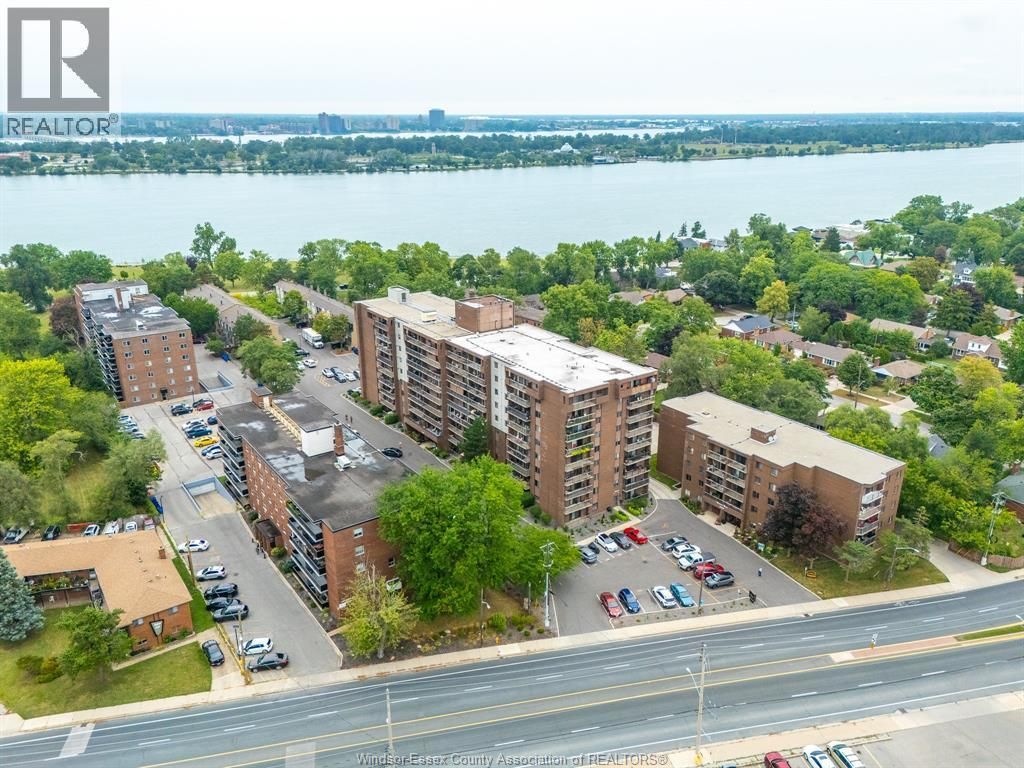 3936 Wyandotte Street Unit# 805, Windsor