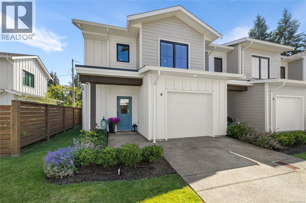 4 1090 Evergreen Rd, Campbell River