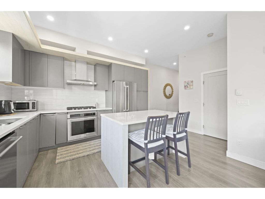 616 11507 84 Avenue, Delta