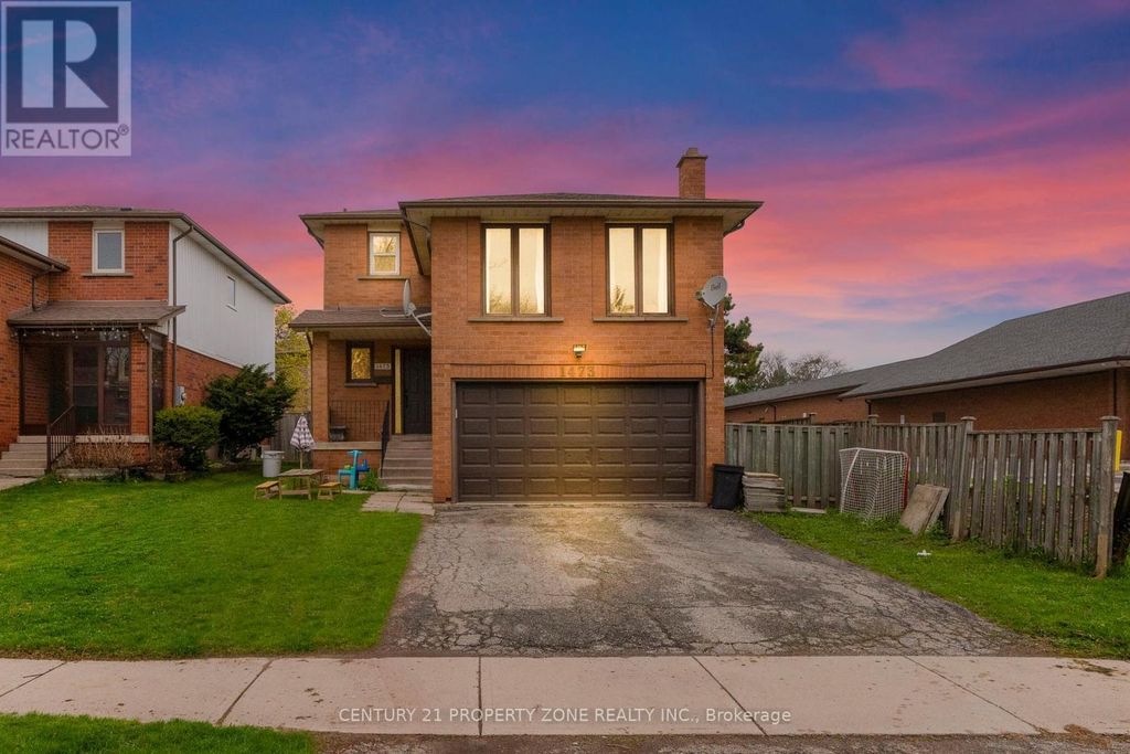 1473 Elm Road, Oakville (cp College Park)