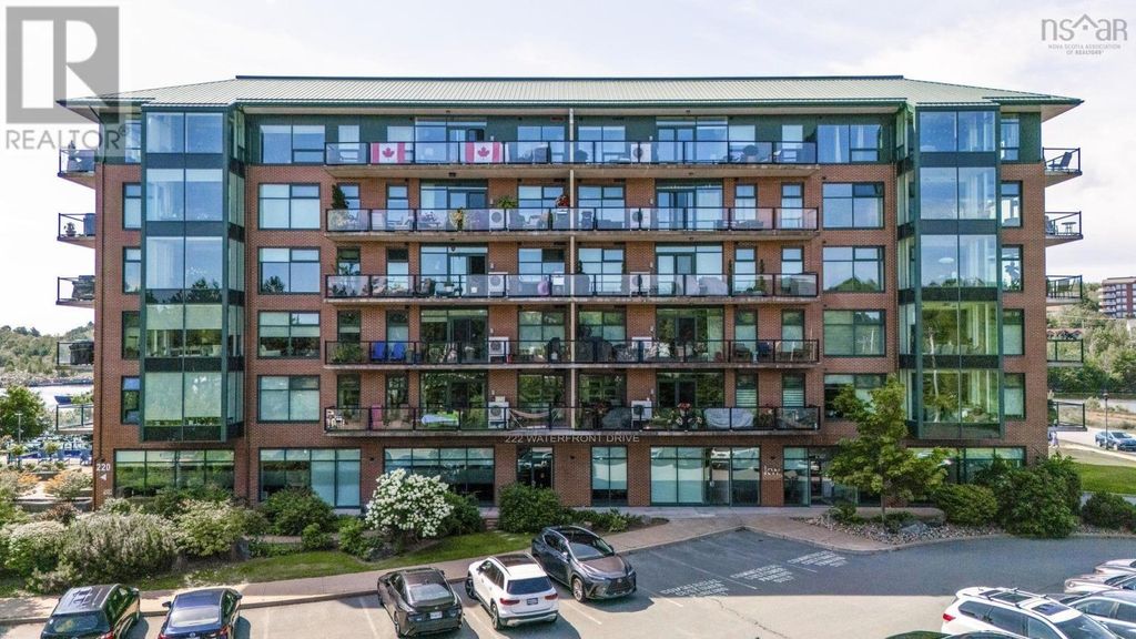 606 220 Waterfront Drive, Bedford