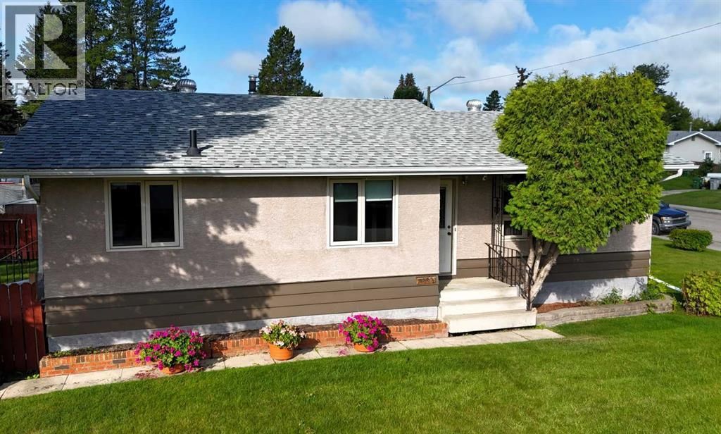 4303 8 Avenue, Edson