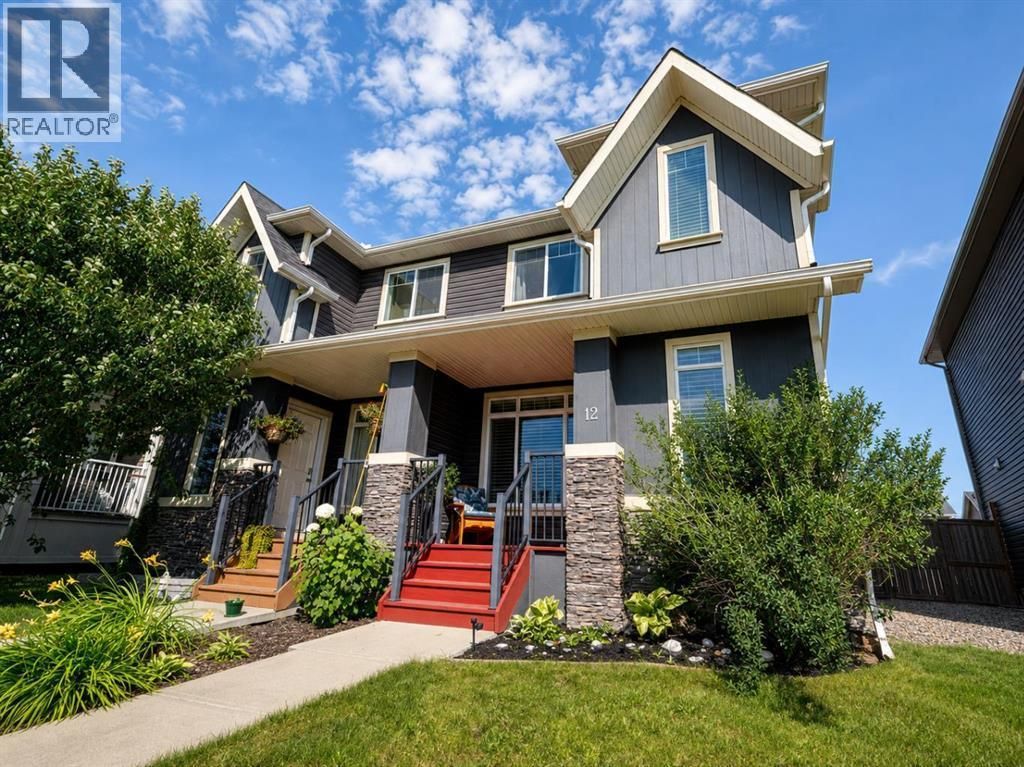 12 Fireside Bend, Cochrane