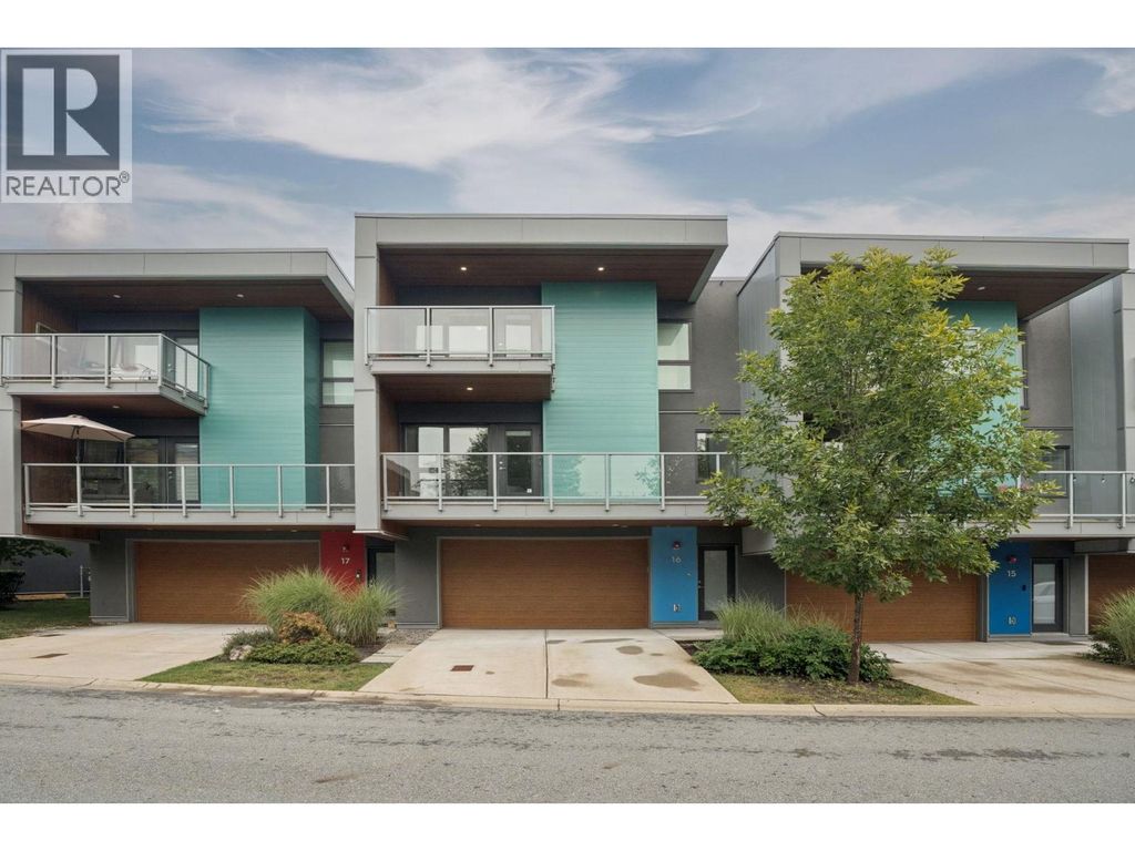 16 3596 Salal Drive, North Vancouver