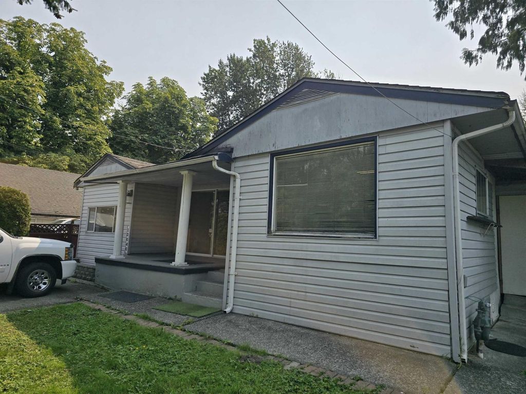 13040 115b Avenue, Surrey