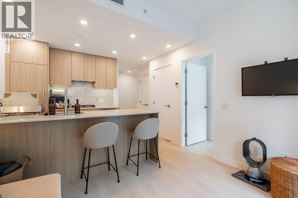 708 626 Claremont Street, Coquitlam