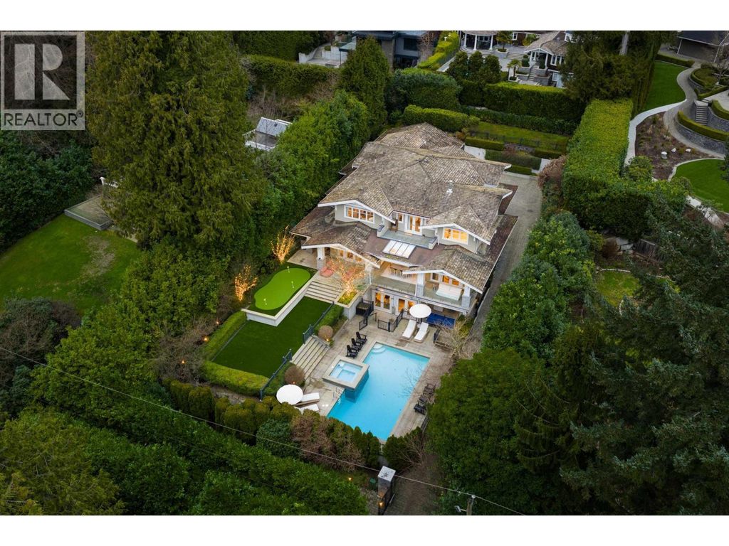 2955 Rosebery Avenue, West Vancouver