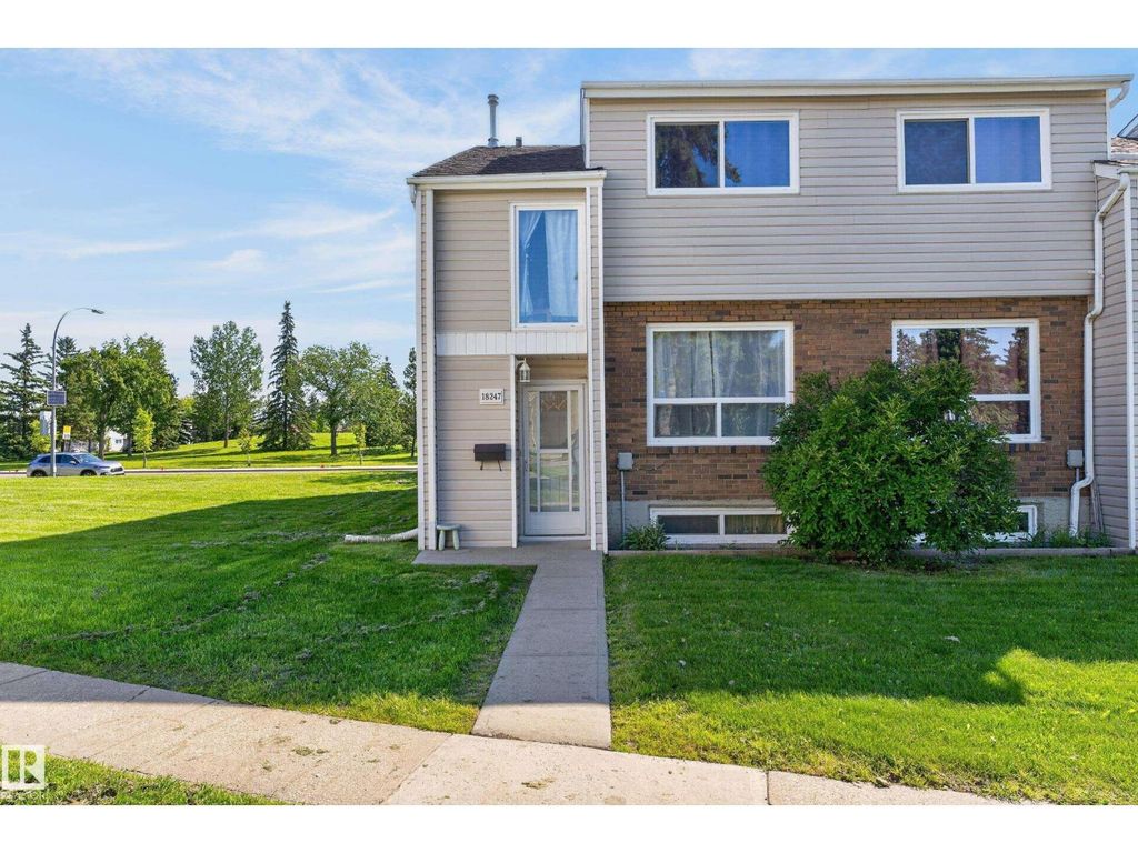 18247 93 Av Nw, Edmonton