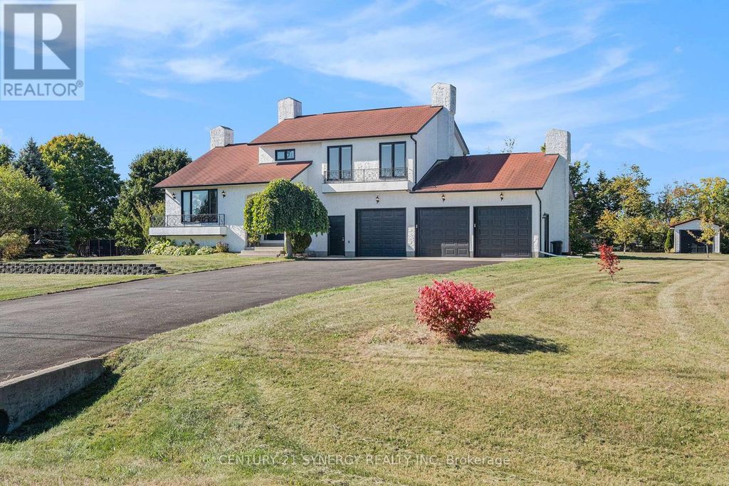 12 Davis Lane, Rideau Lakes