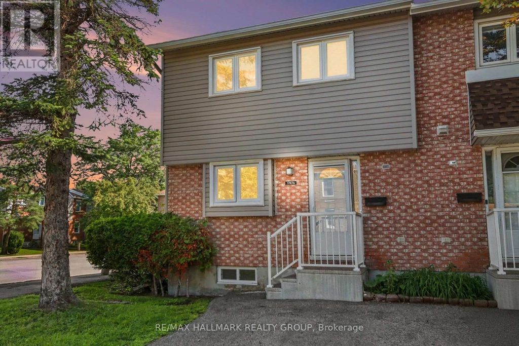 1747a Lamoureux Drive, Ottawa