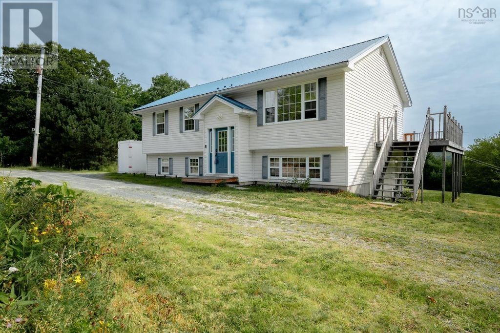 359 Myra Road, Porters Lake