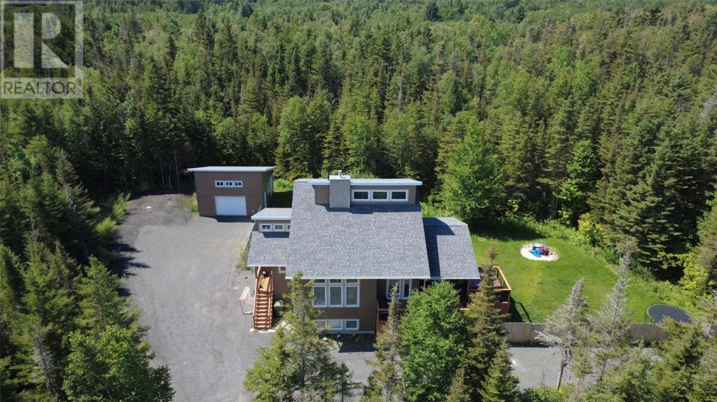 2 Scott Drive, Deer Lake
