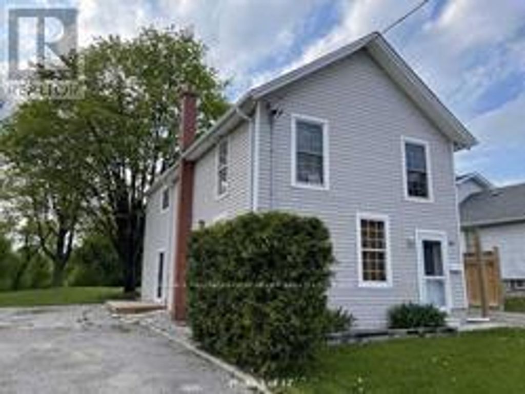 26 Whiting Avenue, Oshawa (lakeview)