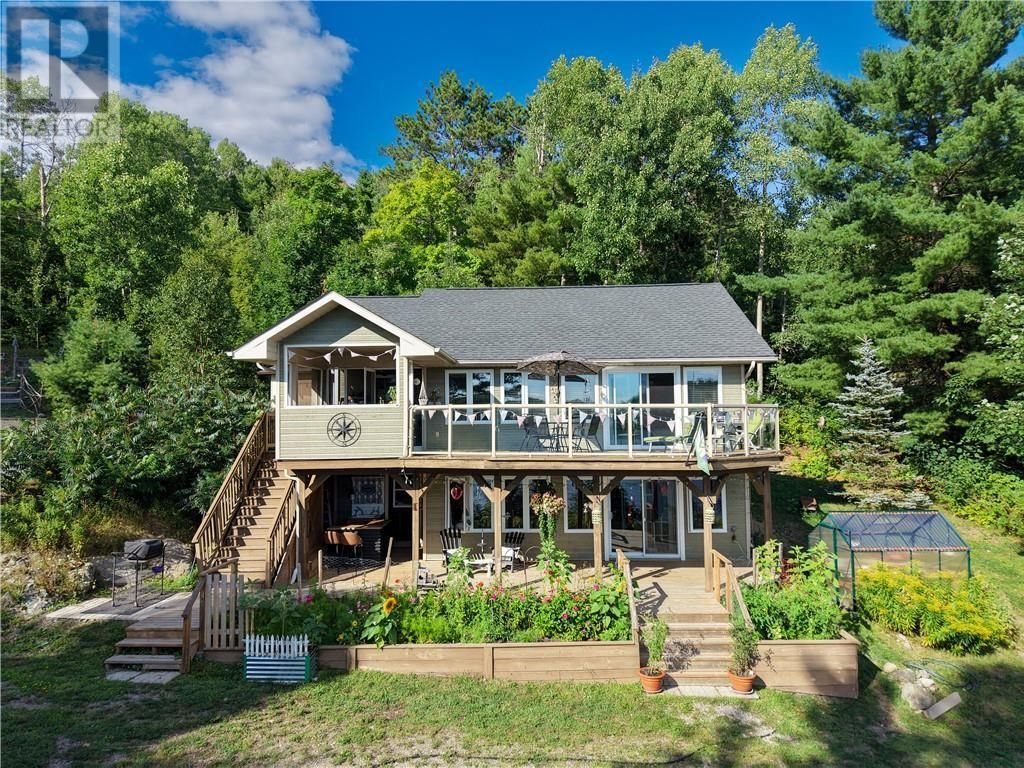 1266 Sandy Lane, Espanola