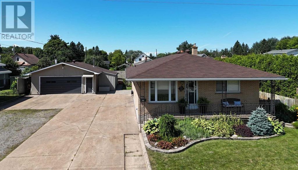 159 Mcfadden Ave, Sault Ste. Marie