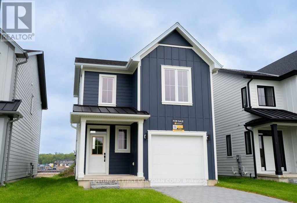 1221 Tulloch Avenue, London South (south U)