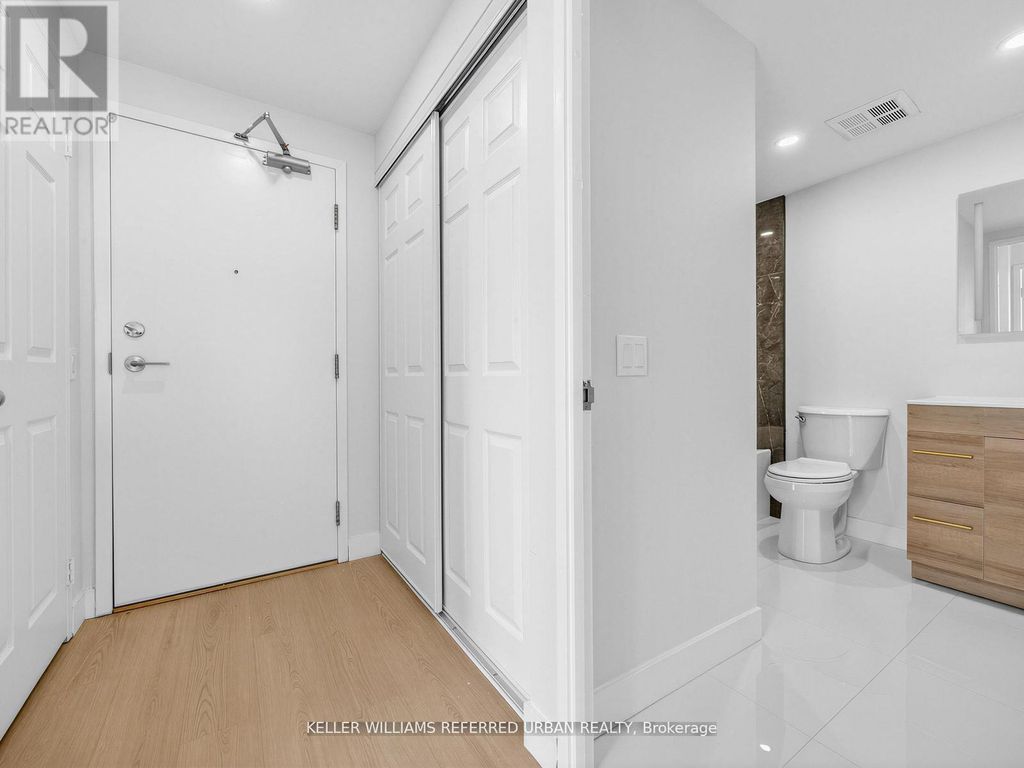 501 - 7 Bishop Avenue, Toronto (newtonbrook East)