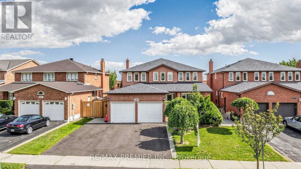 261 Morning Star Drive, Vaughan (west Woodbridge)