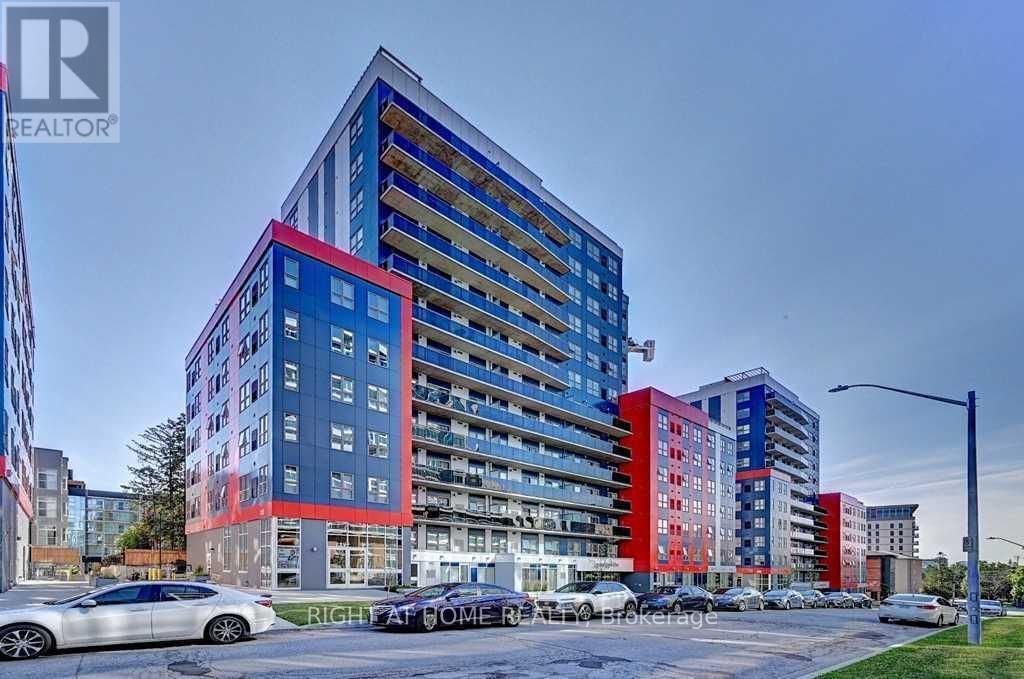 215 - 258b Sunview Street, Waterloo