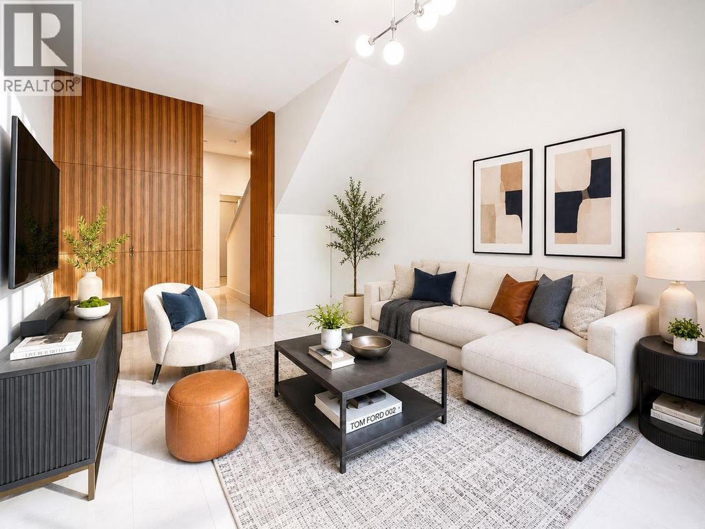 1 1425 W 11th Avenue, Vancouver